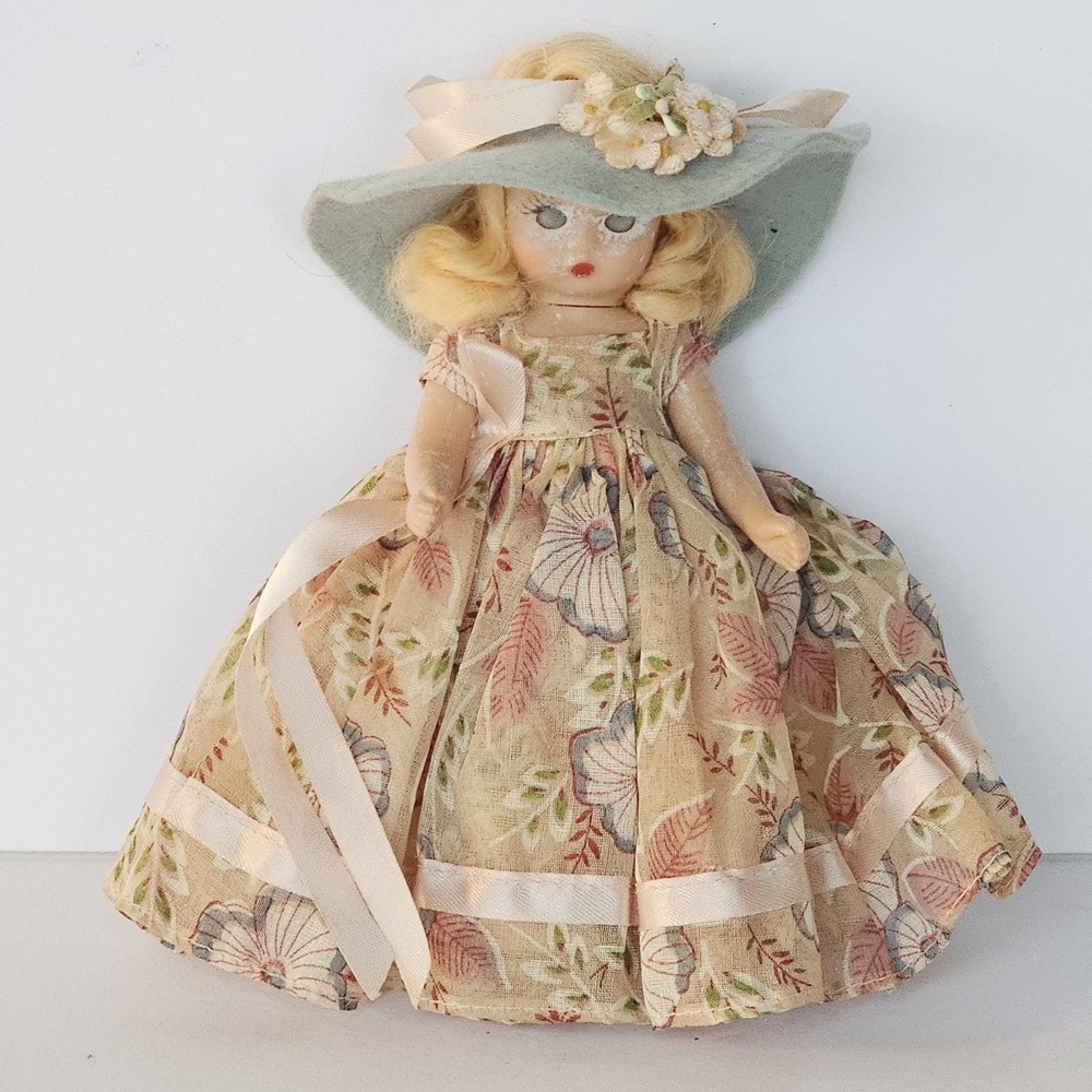 Vintage Nancy Ann Storybook Doll Floral Dress Felt Hat Sleep Eyes Collectible - Picture 4 of 10